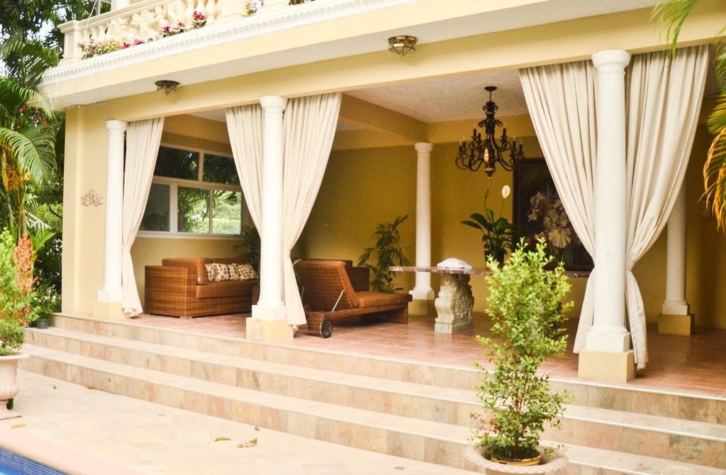 Eden Gardens Wellness Resort & Spa Κίνγκστον Εξωτερικό φωτογραφία