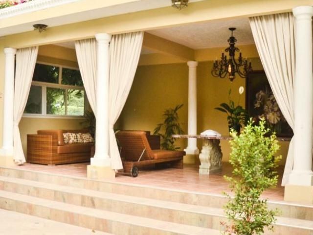 Eden Gardens Wellness Resort & Spa Κίνγκστον Εξωτερικό φωτογραφία